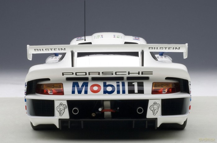 AUTOART Porsche 911 GT1 #25 H. Stuck