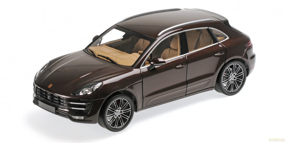 MINICHAMPS Porsche Macan Turbo 2013