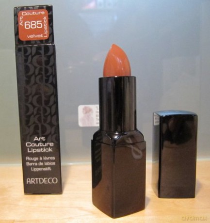 Artdeco Luksusowa aksamitna Szminka (Art Couture Lipstick Velvet) 4 g 685