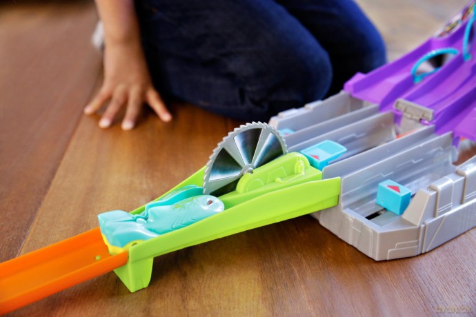 HOT WHEELS Automagnesiaki
