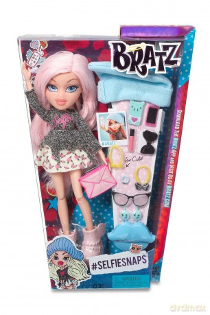 Bratz SelfieSnaps Doll - Cloe