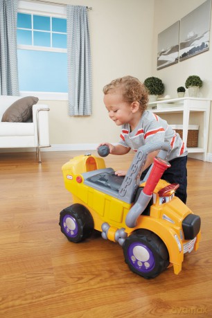 LITTLE TIKES Big Dog Truck