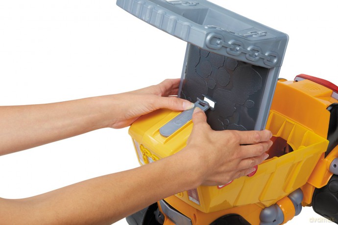 LITTLE TIKES Big Dog Truck