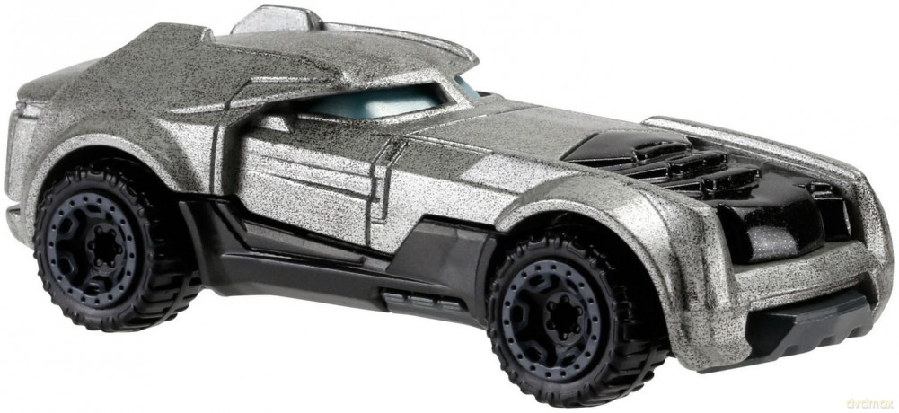HOT WHEELS DCU Armored Batman
