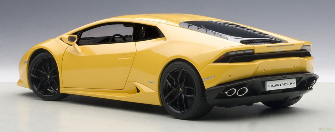 AUTOART Lamborghini Huracan LP6104 2014