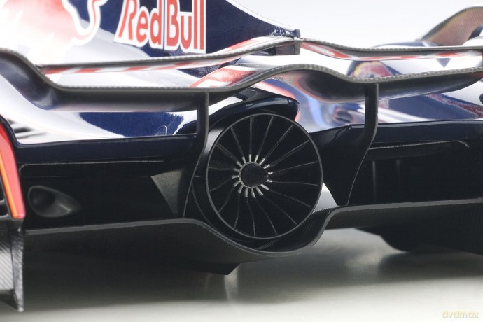AUTOART Red Bull X2014 Sebastian Vettel