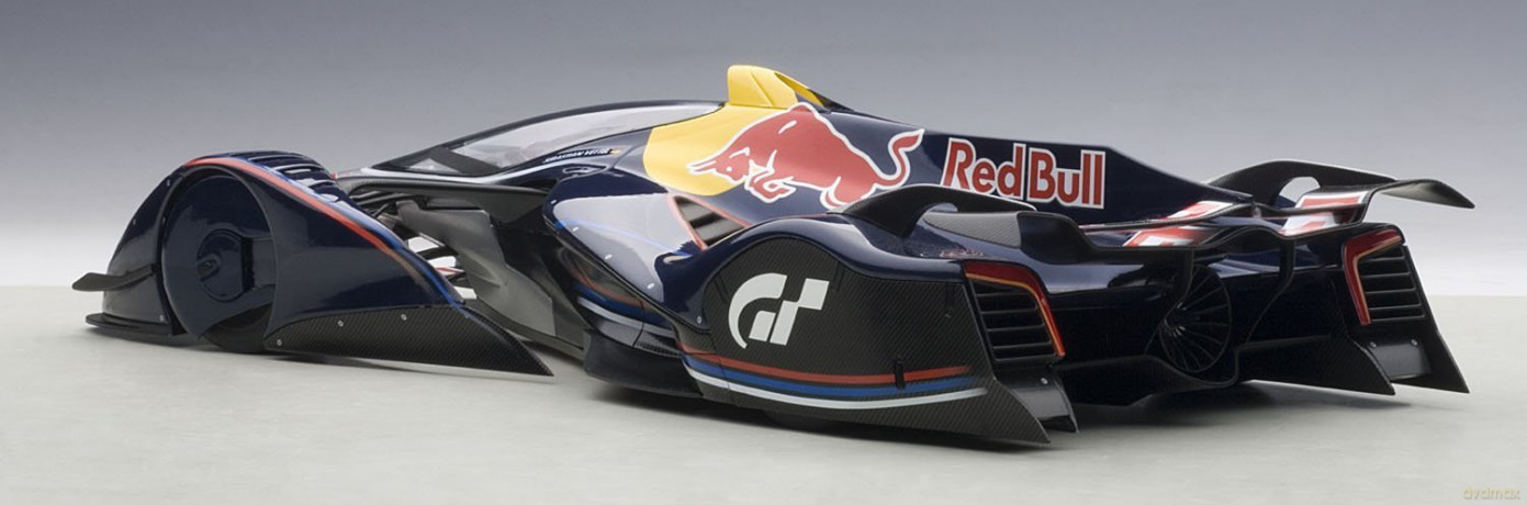 AUTOART Red Bull X2014 Sebastian Vettel