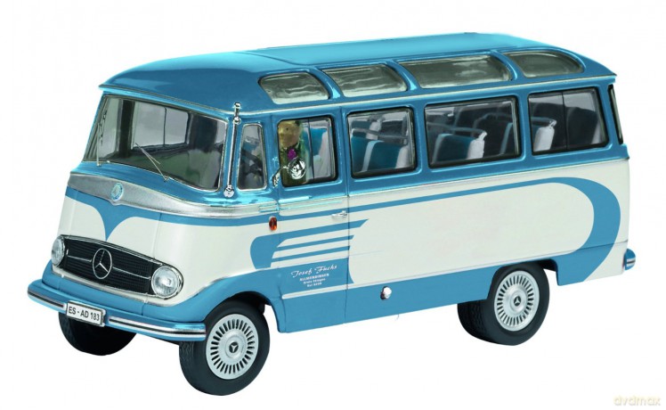 SCHUCO MercedesBenz O319 with Driver