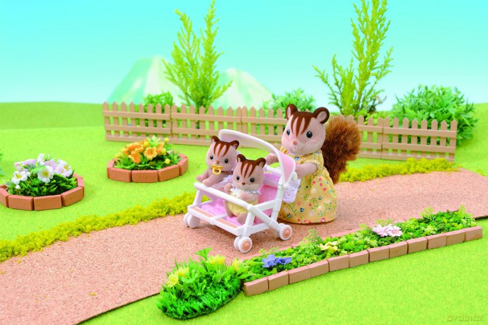 Sylvanian Families Podwójny wózek spacerowy [FIGURKA]