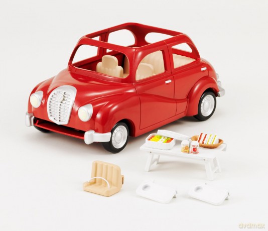 Sylvanian Families Rodzinny sedan [FIGURKA]