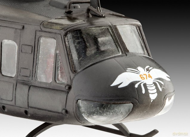 REVELL Bell UH1H Gunship