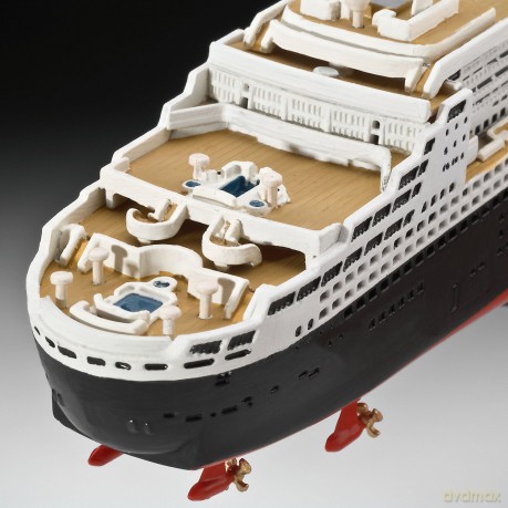 REVELL Queen Mary 2