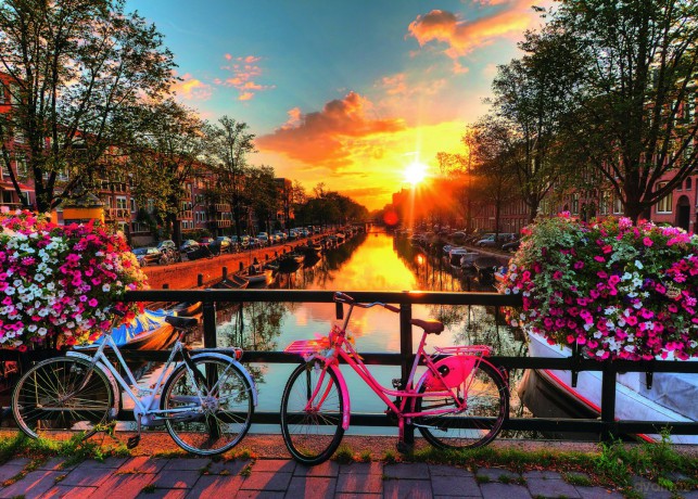 RAVENSBURGER 1000 el. Rowery w Amsterdamie [PUZZLE]