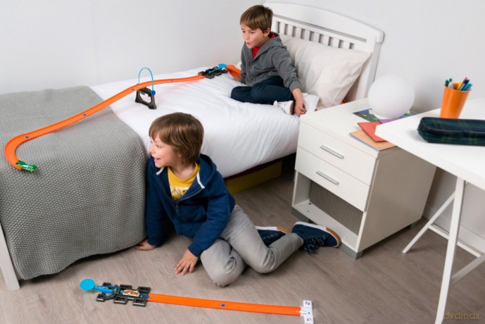 HOT WHEELS Kompaktowy zestaw