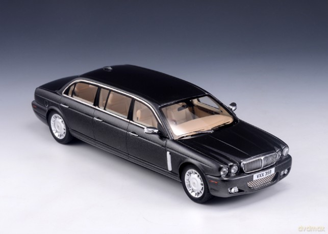 GLM Jaguar XJ (X358) Limousine Wilcox