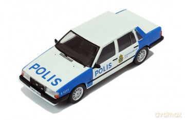 IXO Volvo 740 Turbo Stockholm Police