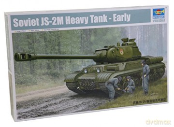 TRUMPETER Soviet JS2M Heavy tankearly