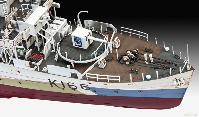 REVELL HMCS Snowberry