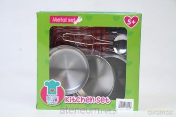 Zestaw metalowych naczyń