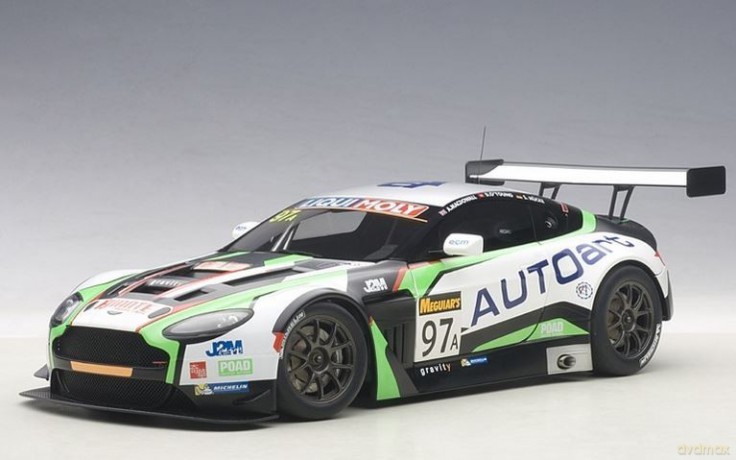 Aston Martin V12 Vantage Bathurst #97 Macdowall/O'Young/Mucke 12h Endurancerace 2015