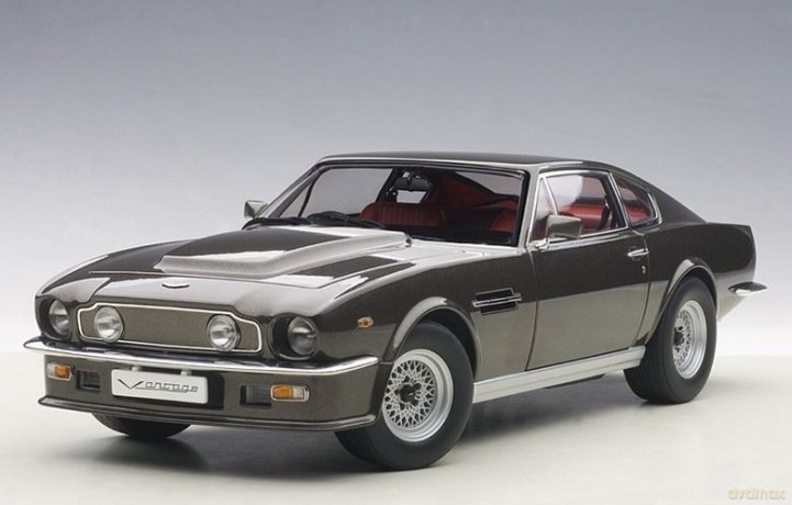 Aston Martin V8 Vantage 1985 (cumberland grey)