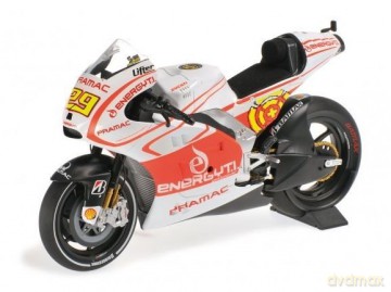 Ducati Desmosedici GP13 #29 Andrea Iannone MotoGP 2013