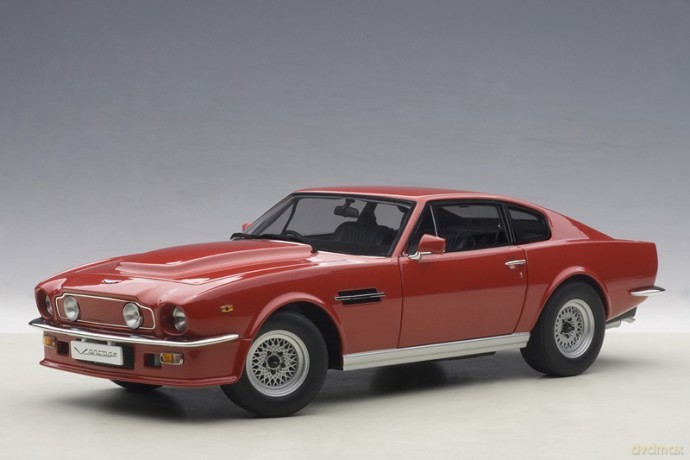 Aston Martin V8 Vantage 1985 (suffolk red)