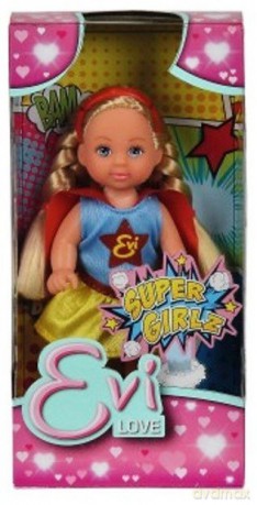 EVI Superbohaterka, czerwona peleryna
