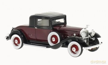 Packard 902 Standard Eight Coupe 1932 (dark red/black)
