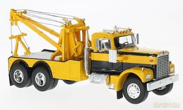 Diamond Reo Tow Truck 1971 (yellow/black)