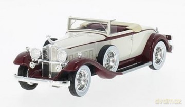 Packard 902 Standard Eight Convertible 1932 (light beige/red)