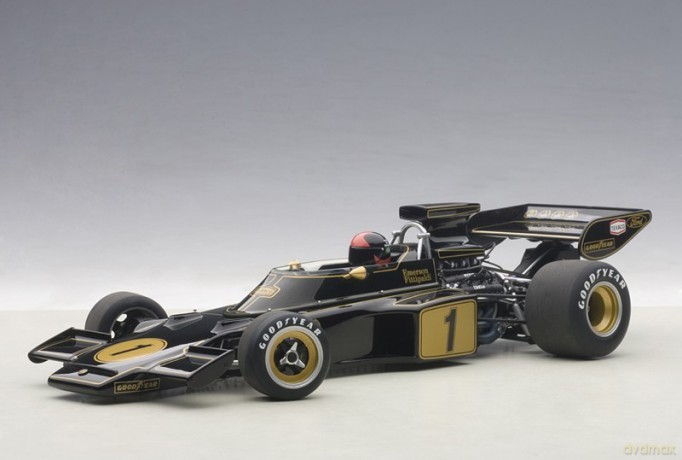 Lotus 72E #1 Fittipaldi 1973 (with driver figurine fitted) (composite model/no openings)