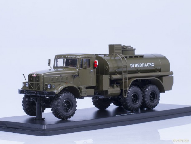 Military Tanker AC-8 ,5 KRAZ-255B