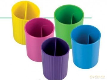 Pojemnik na długopisy okrągły plastikowy