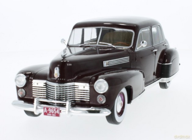 Cadillac Fleetwood Series 60 Special Sedan 1941 (dark red)