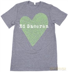 Ed Sheeran: Heart Medium T-Shirt