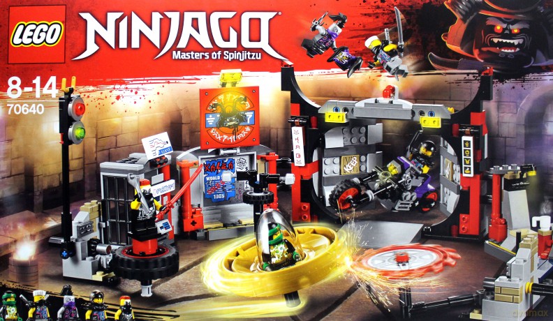 LEGO Ninjago Kwatera główna S.O.G. (70640) [KLOCKI]