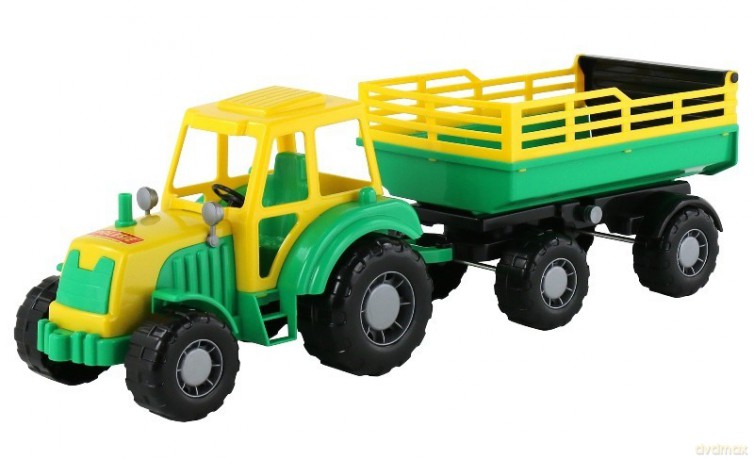 Altaj Traktor z przyczepą w siatce
