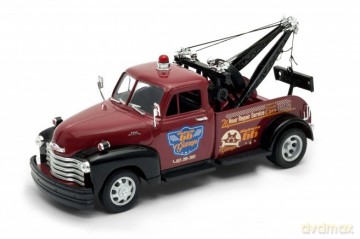 1953 Chevrolet Tow Truch bordowy