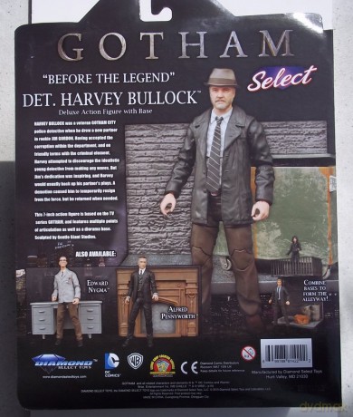 DC Comic: Det. Harvey Bullock Deluxe Action Figure