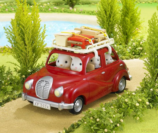 Sylvanian Families Bagażnik dachowy zestawem piknikowym