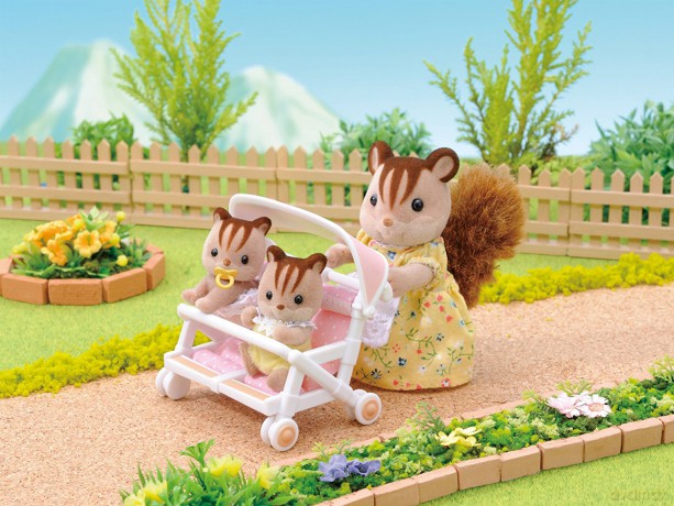 Sylvanian Families Podwójny wózek spacerowy