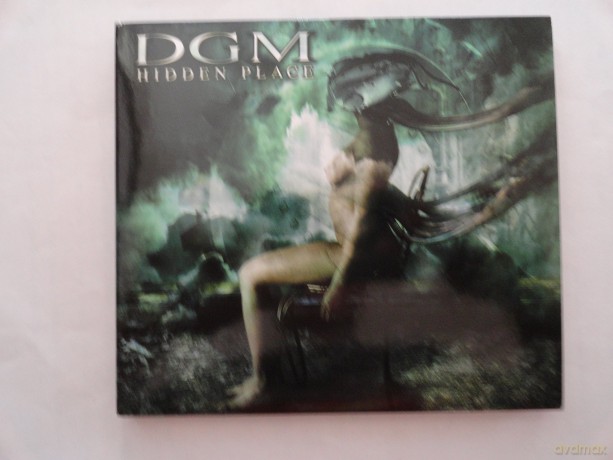 Dgm: Hidden Place [CD]