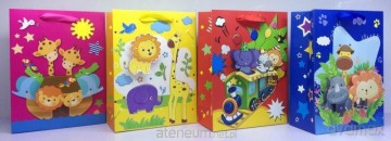Torebka ozdobna 3D pionowa średnia Zwierzaczki