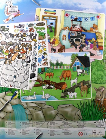 Kolorowanka z naklejkami animal world