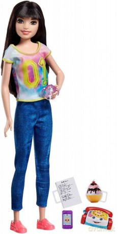 Lalka Barbie Opiekunka dziecięca zestaw FHY93