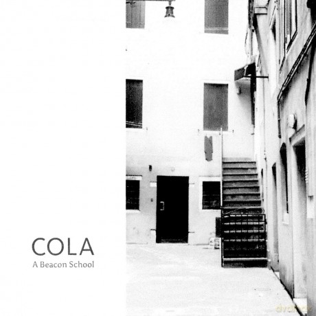 A Beacon School: Cola [Winyl]