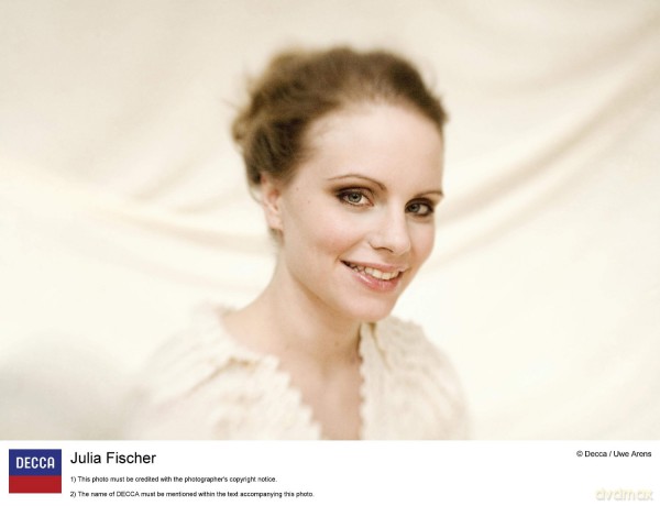 Julia Fischer: Paganini: 24 Caprices Op.1 [CD]