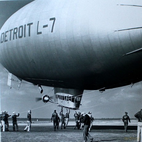 L7: Detroit [Winyl]