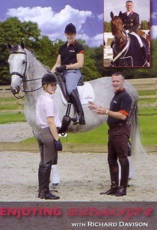 Enjoying Dressage 2 With Richard Davison [DVD]